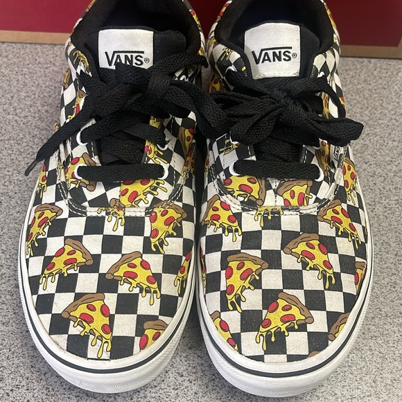 Kids' Vans Doheny Canvas Checkerboard Pizza Skate Shoes (Size 5) - Picture 2 of 13